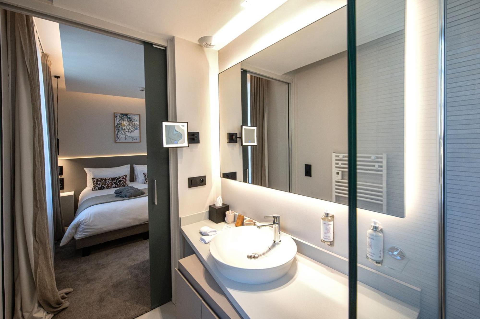 Western Premier Le Chapitre And Hotel